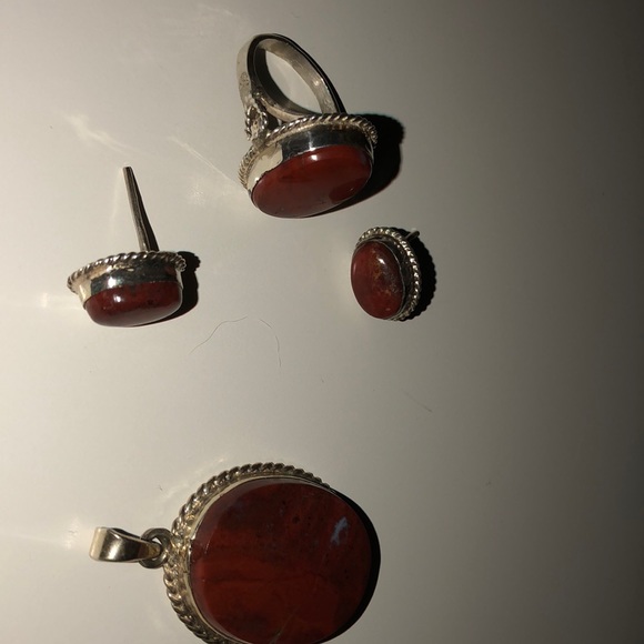 Stone Jewelry Set - Picture 2 of 3